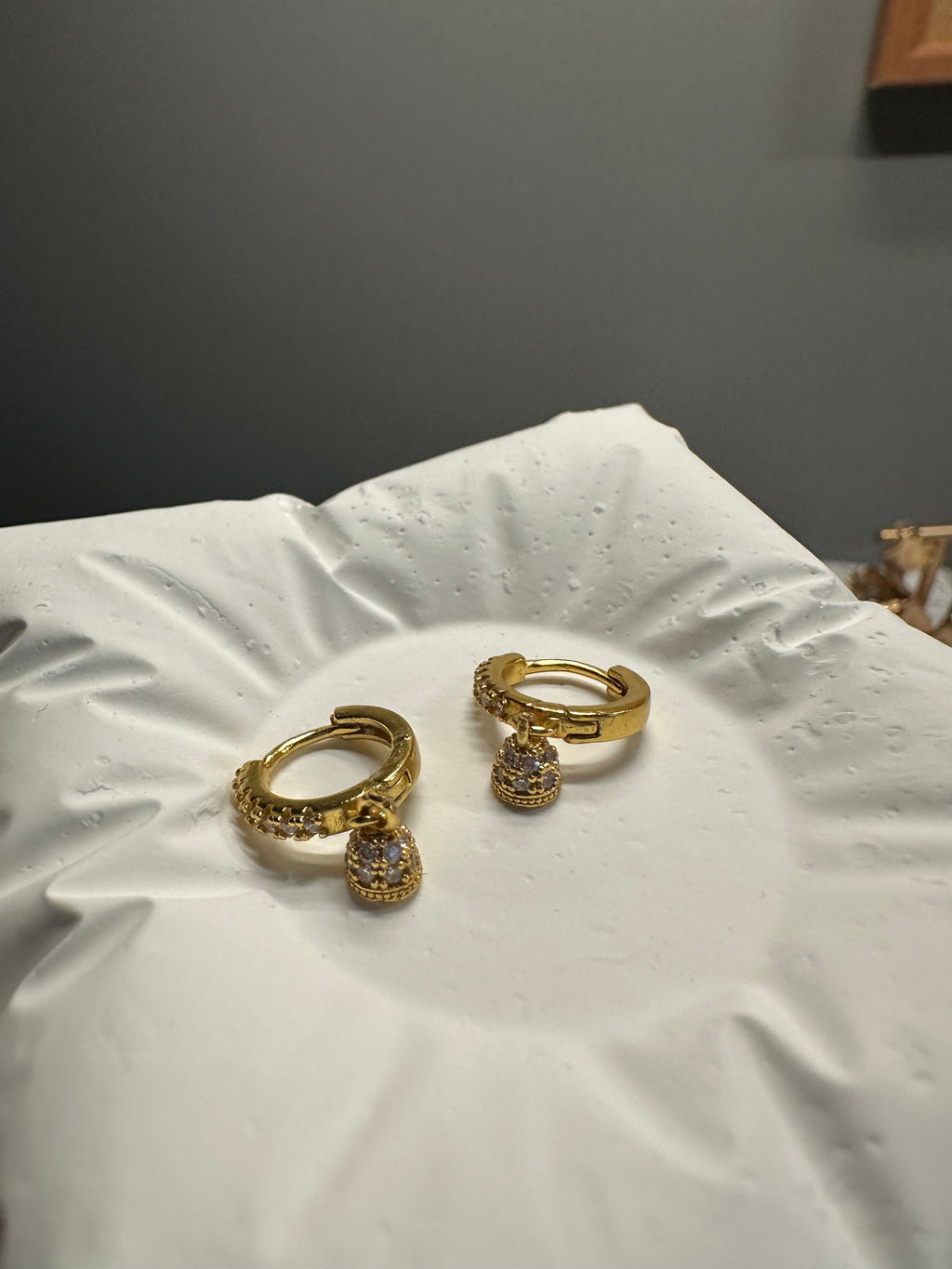 Pari Micro Jumki | 24K Micro Gold-Plated Brass Mini Jumka