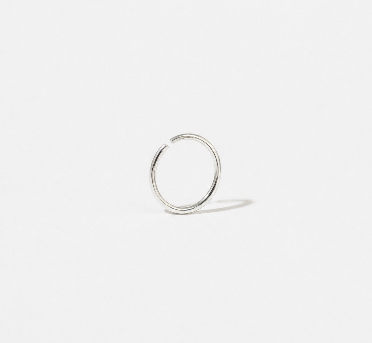 Silver 925 Sterling Silver Nose Ring Hoop – Cartilage / Lip Piercing (No Hinge, Seamless Design)